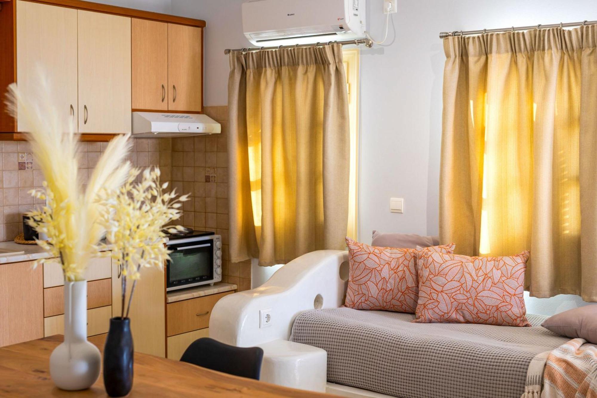 Sahara Beach Apartments - Kastraki Kastrákion 외부 사진